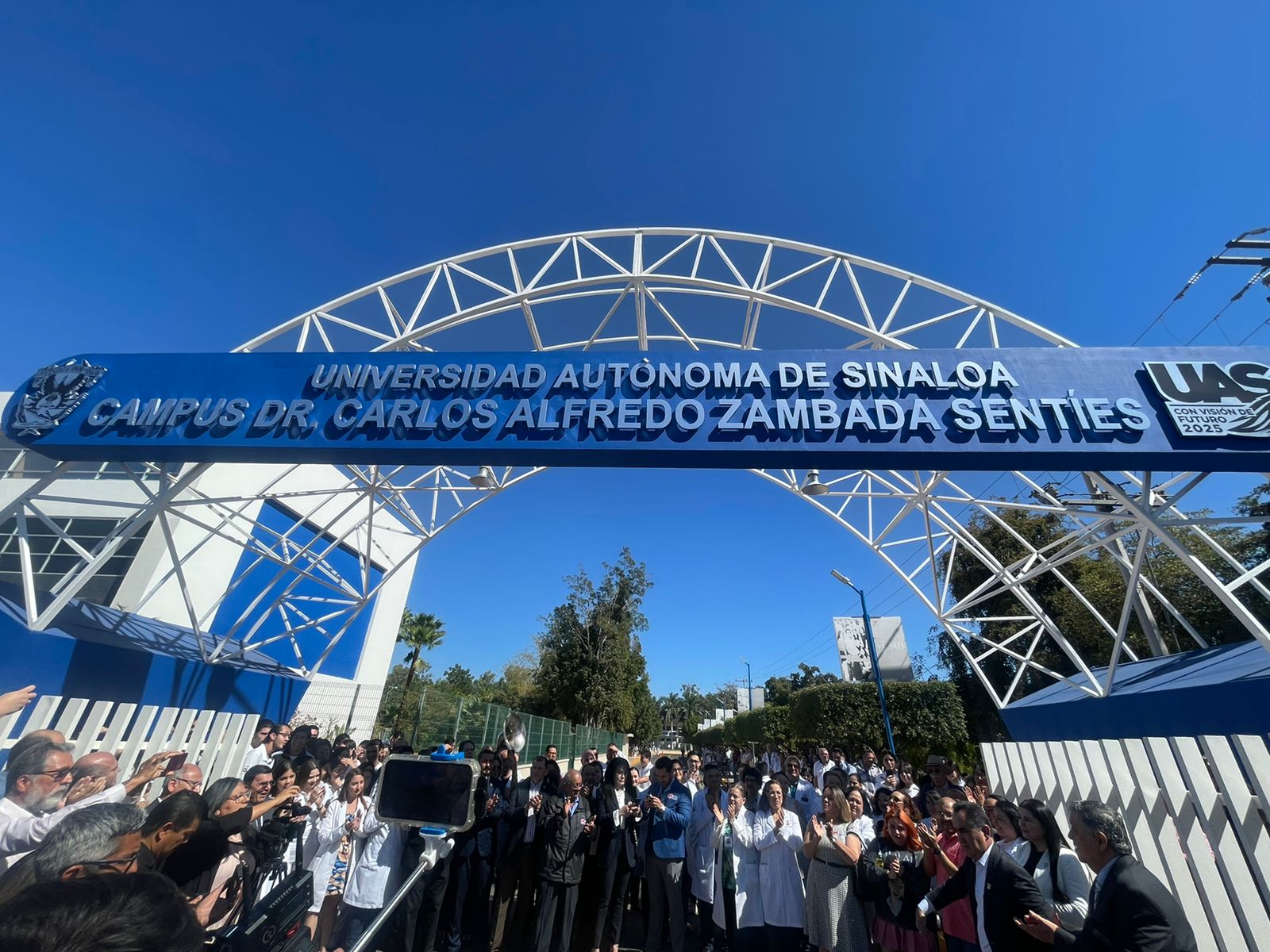 Celebran el 46 aniversario de la Facultad de Medicina de la UAS