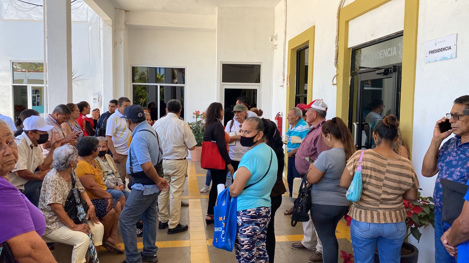 ‘Puertas no se les han cerrado’, aclara Bienestar Mazatlán que predios en Pescador están sin regularizarse