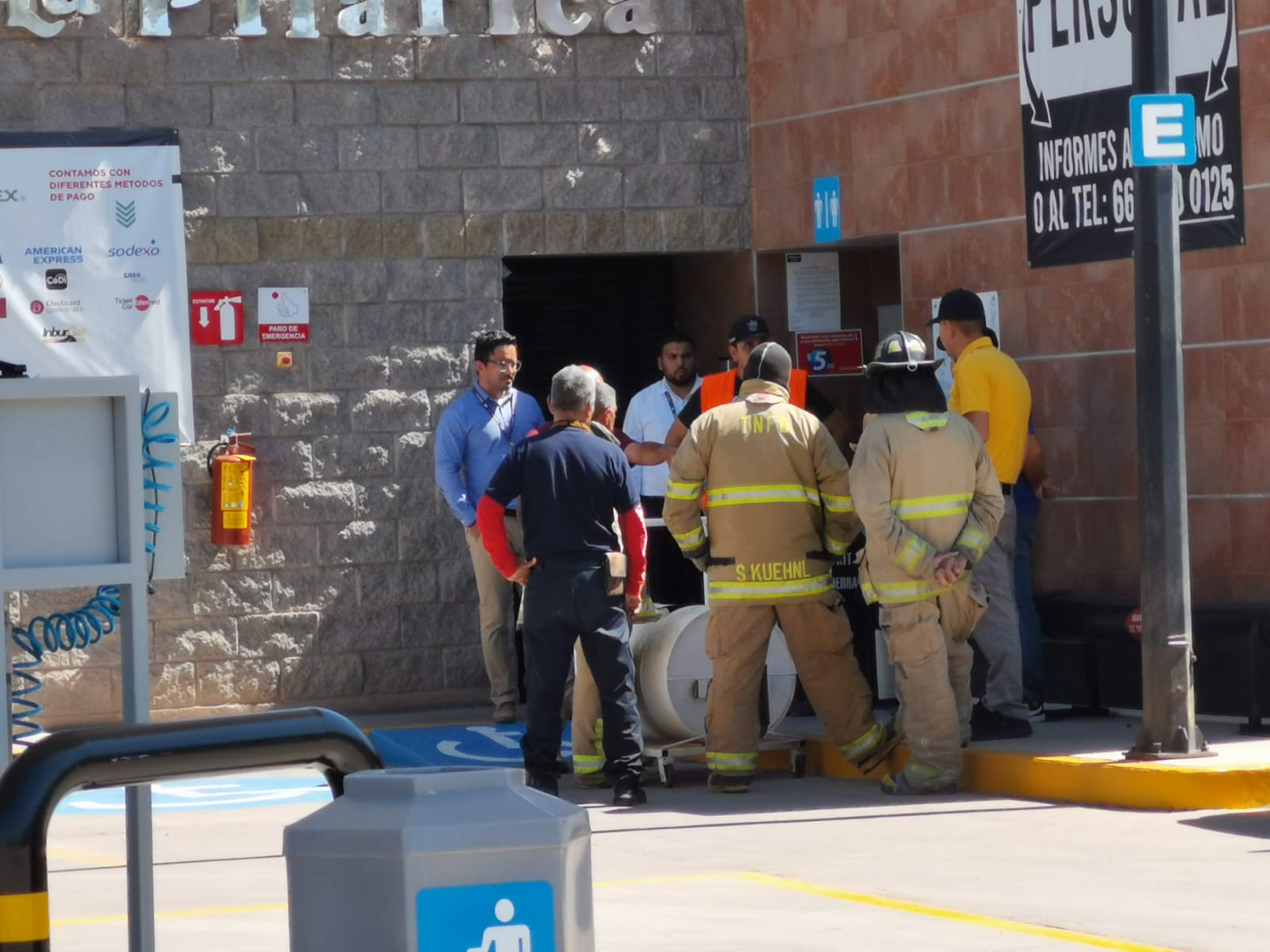 Conato de incendio en una gasolinera de Los Mochis moviliza a los cuerpos de emergencia