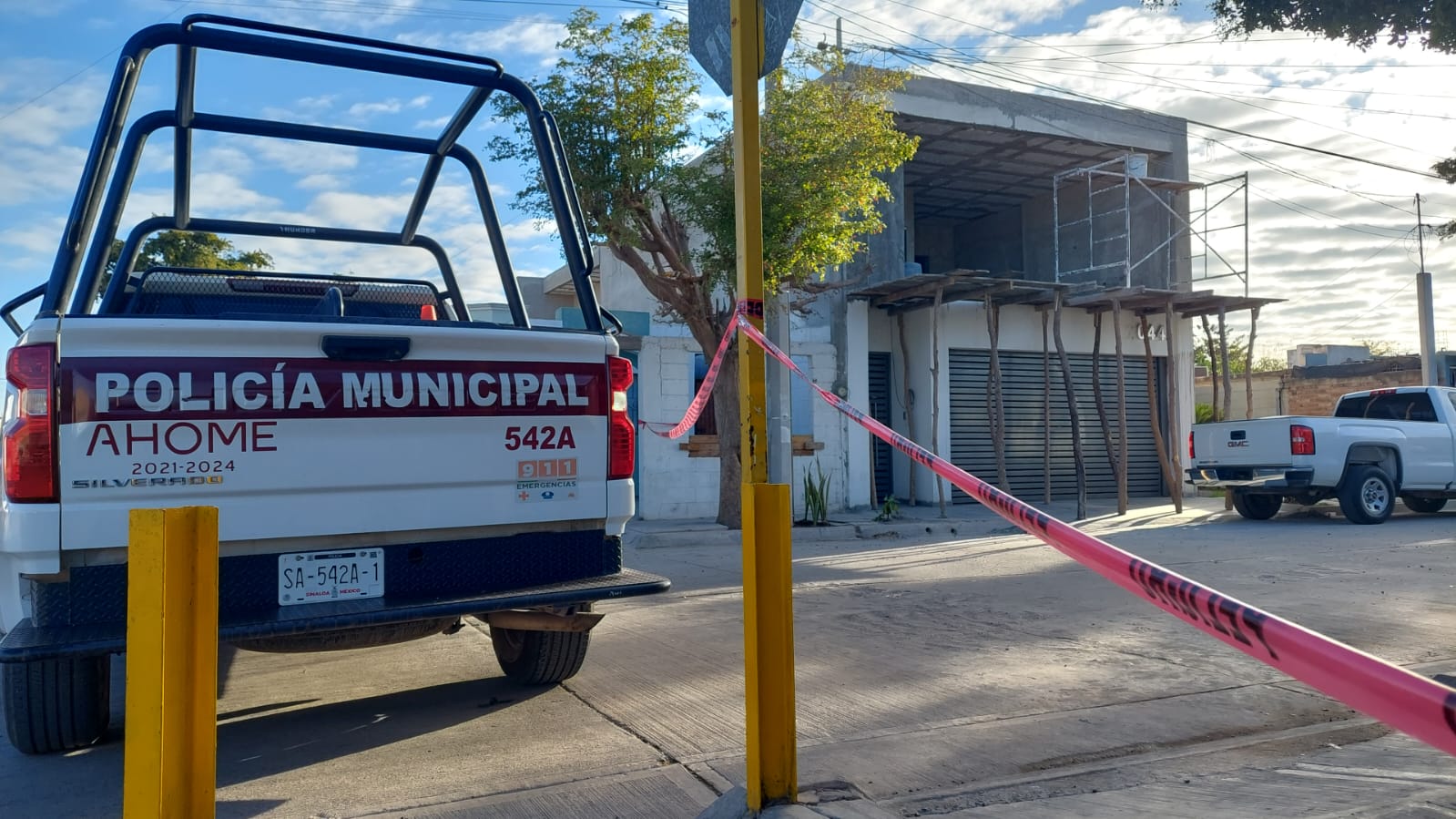 Disparos de arma de fuego despierta a vecinos de Álamos Country, en Los Mochis; balean vehículo en una vivienda