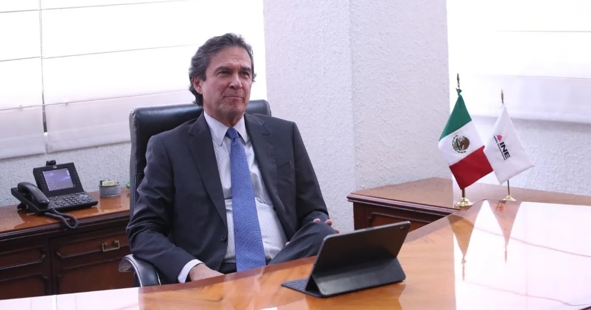 López Obrador llama ‘Porfirito’ a Edmundo Jacobo, por finiquito a obtener tras renuncia al INE