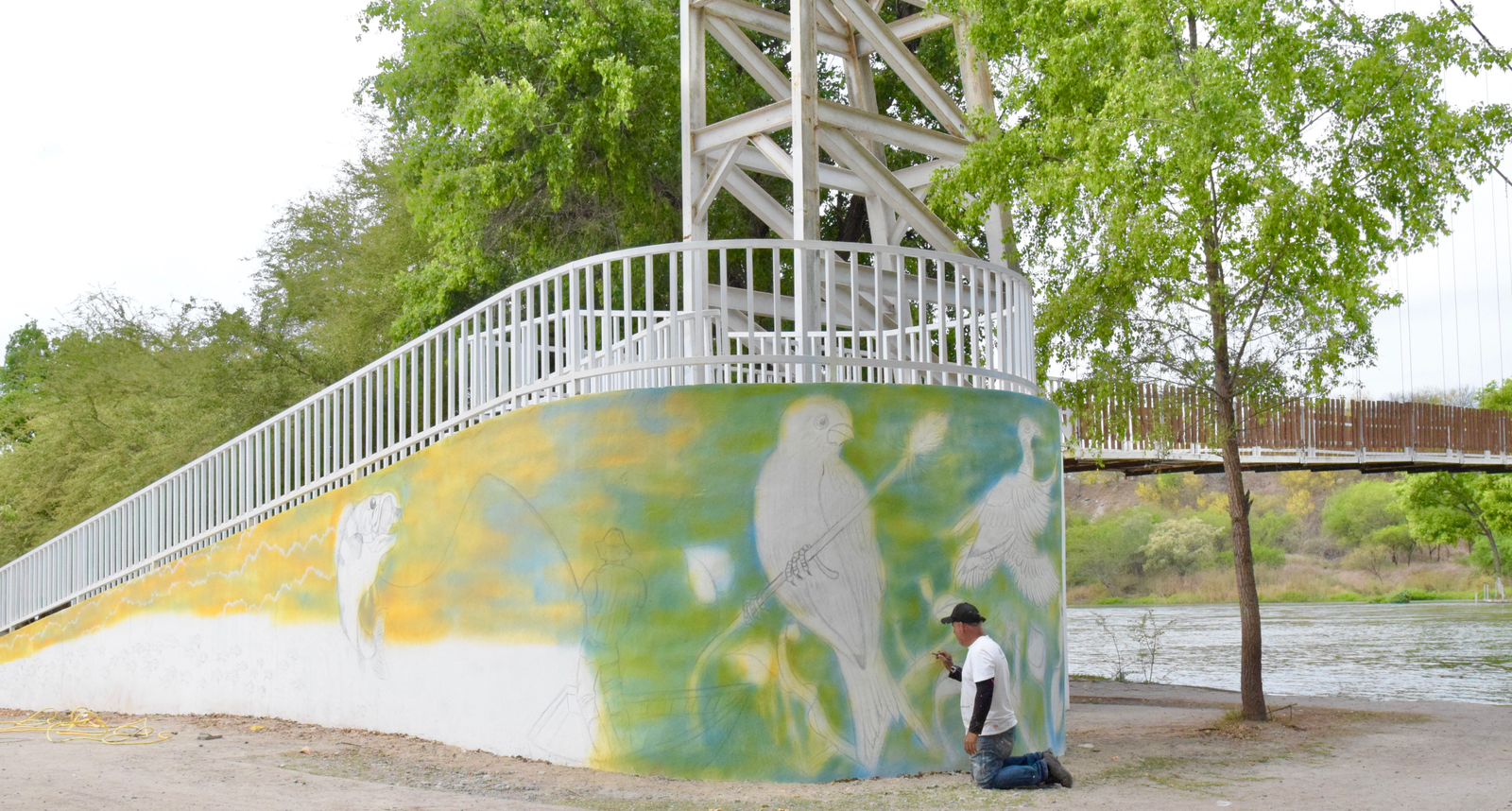 Embellecen el Parque Recreativo La Galera para esta Semana Santa 2023