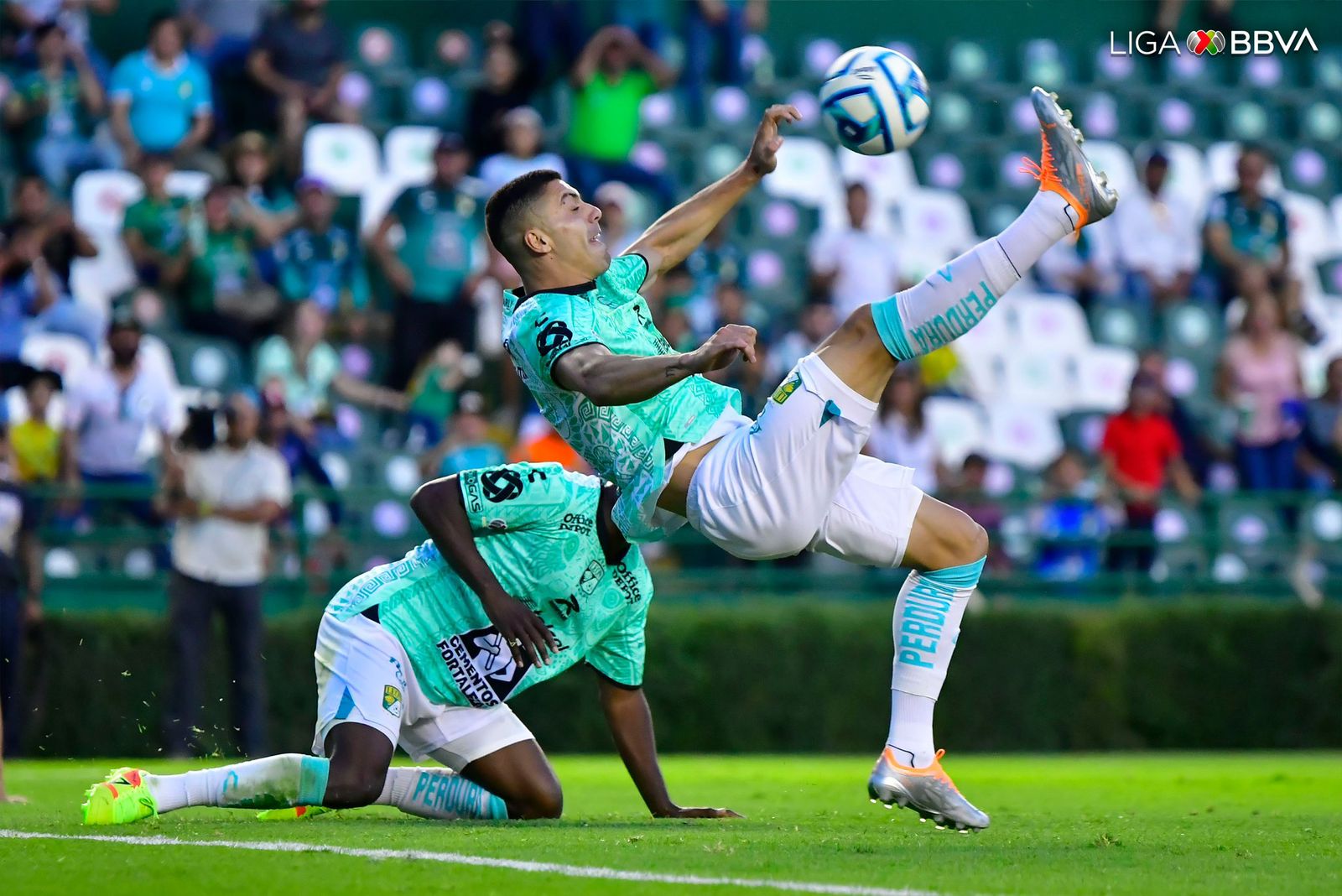 La fiera vuelve a la senda del triunfo al imponerse 2-0 sobre San Luis
