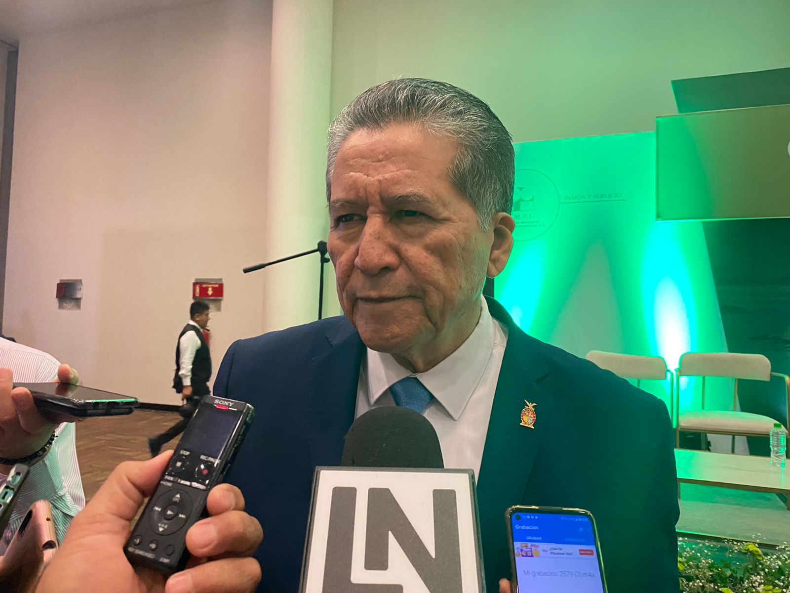 Manipular a los universitarios para salir a las calles, agravia a la sociedad: Castro Meléndez