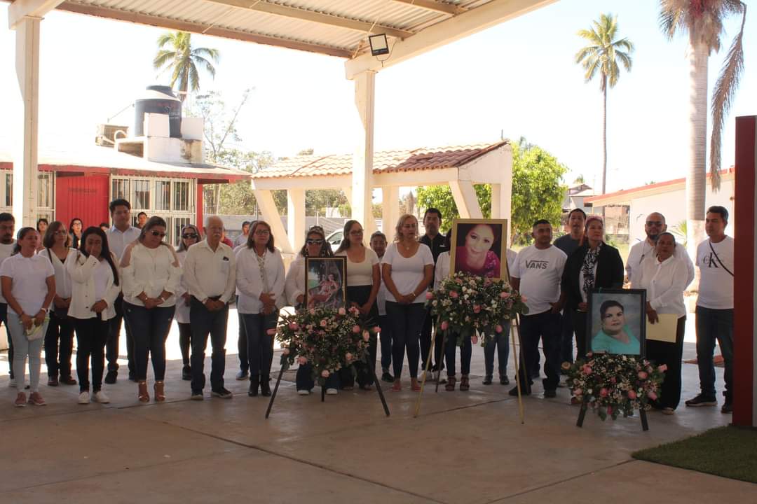 Homenajean a maestras fallecidas en ‘trenazo’ en El Rosario