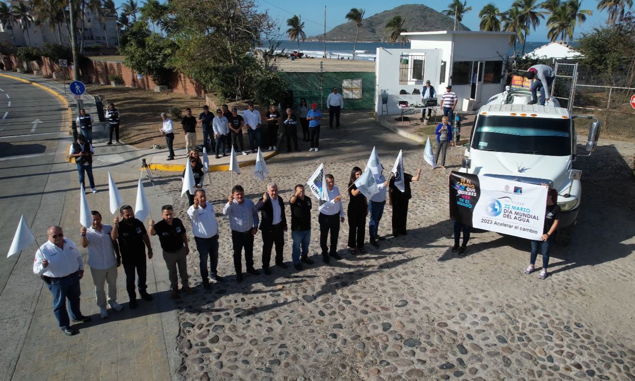 Inicia en Mazatlán la reutilización del agua tratada para riego de áreas verdes