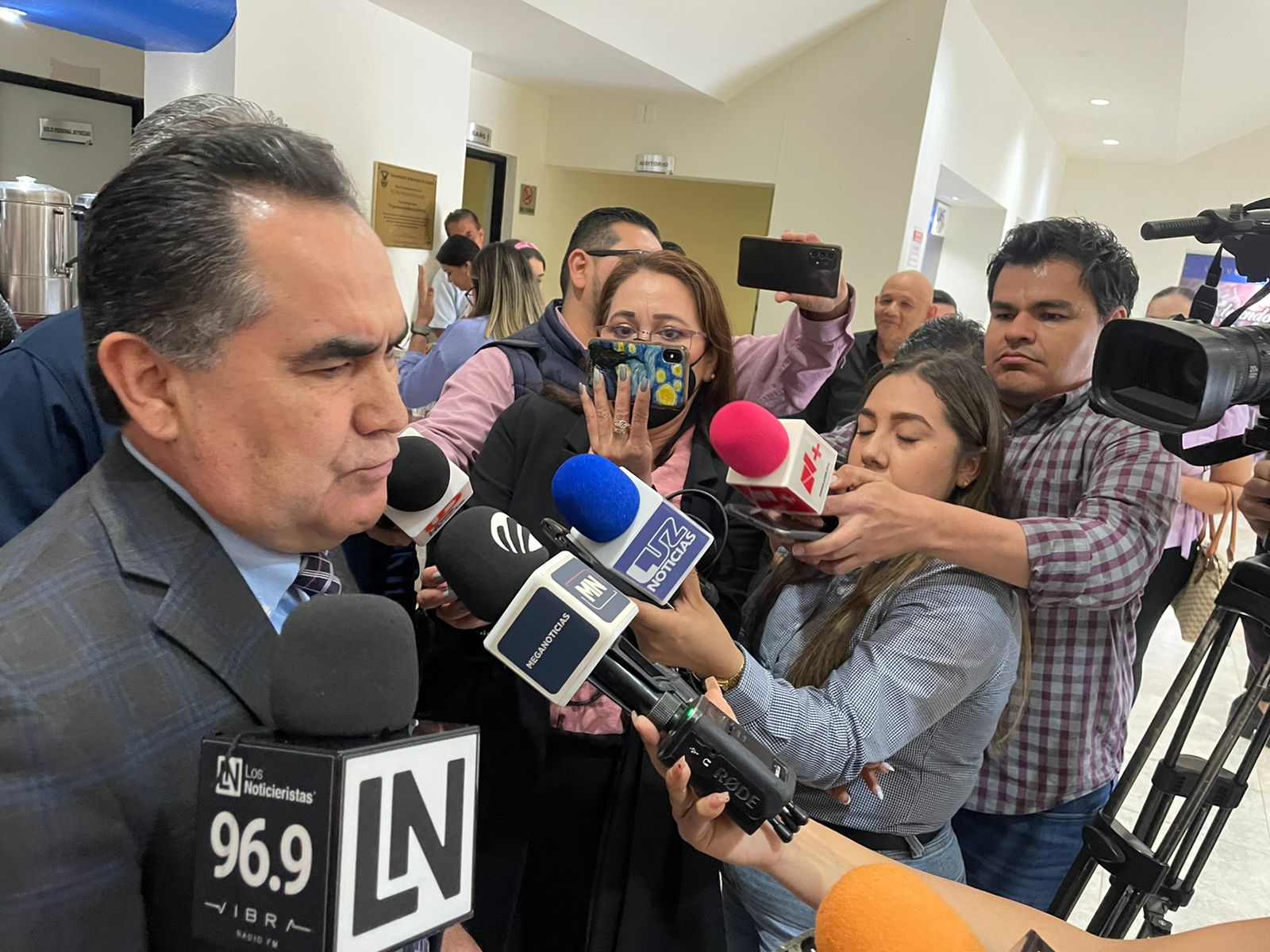 Tras amparo, obtiene la UAS suspensión de juez contra la Ley Superior de Educación: Rector