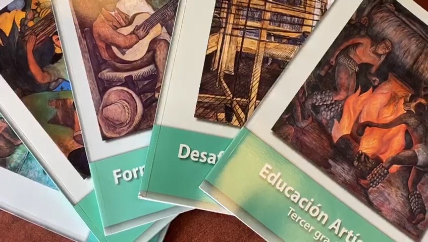 Libros de texto gratuitos antes eran un negocio… se mandaban a imprimir a España: López Obrador