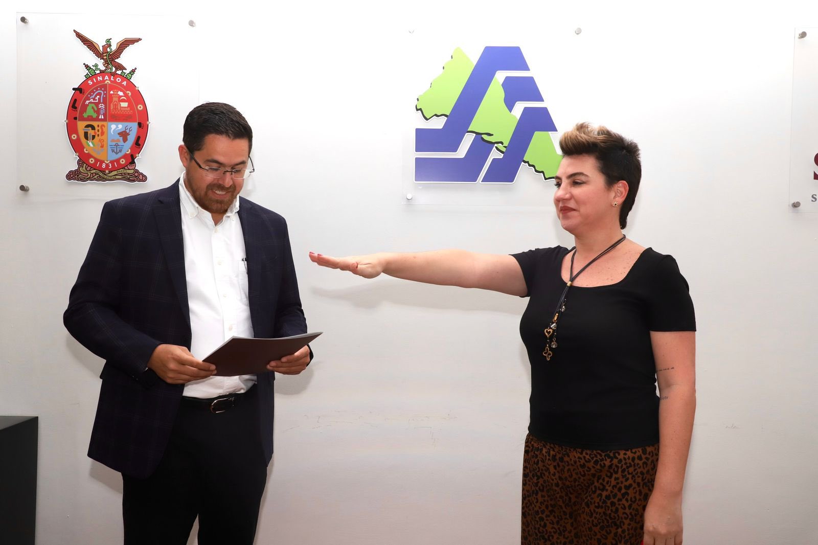 Llega Alma Rosa López a la Beneficencia Pública en Sinaloa; sale Juan Uliv Guerra