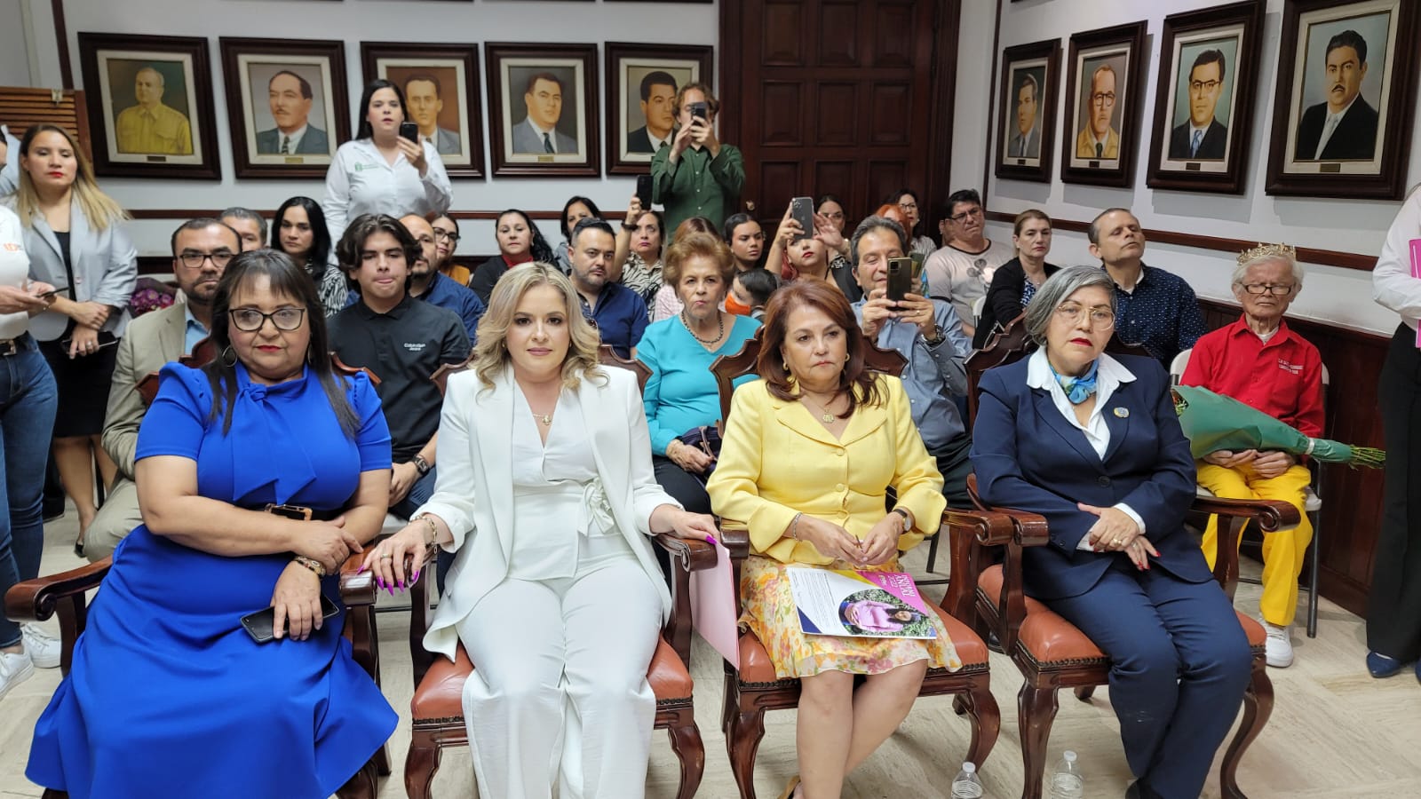 Secretaría de las Mujeres invita a participar en el Premio a la Mujer Culiacanense 2025