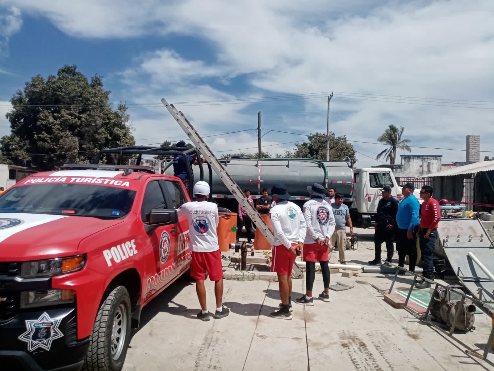 Muere intoxicado hombre en Escuinapa al limpiar una noria