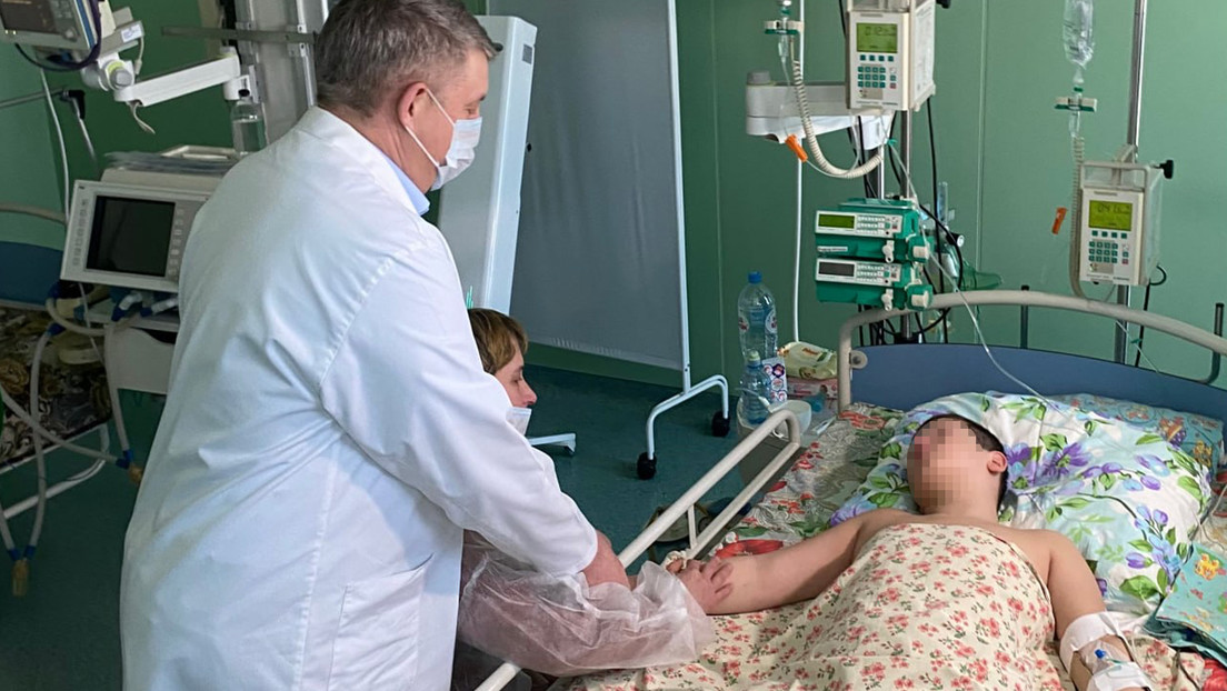 ¡Todo un héroe! Fiódor a sus 10 años fue baleado y aun así salvó a dos niñas de un ataque armado en Rusia