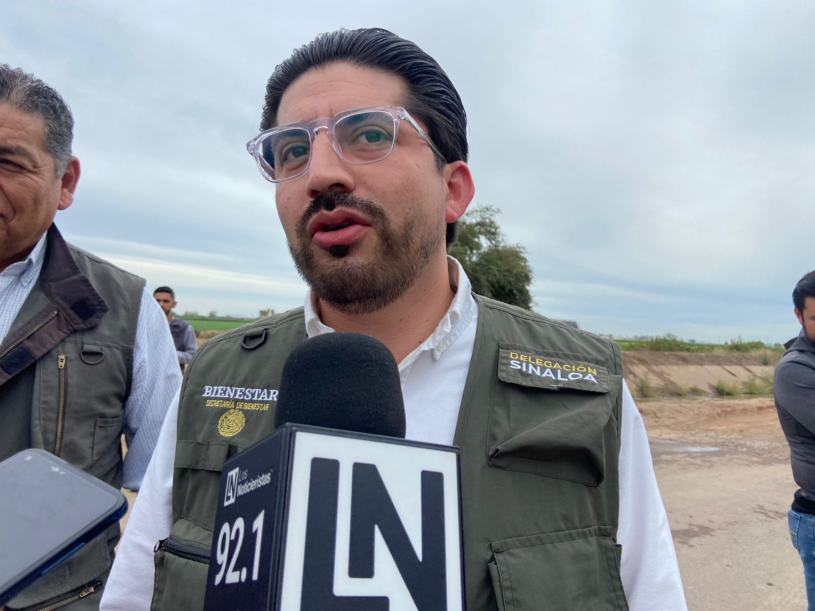Afirma López Campos que caos en la entrega de tarjetas de las becas Benito Juárez fue porque no se atendió la calendarización