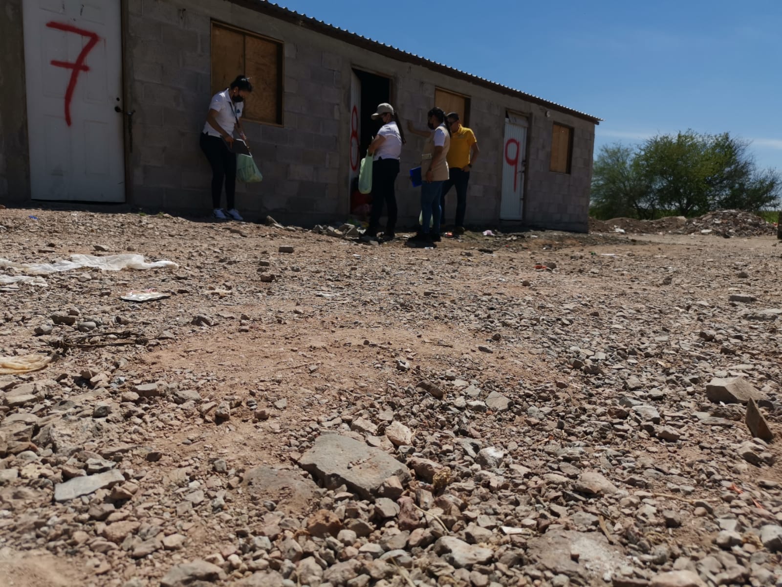 Otros tres menores son rescatados de cuarterías agrícolas de Juan José Ríos, son llevados al IMSS de Guasave