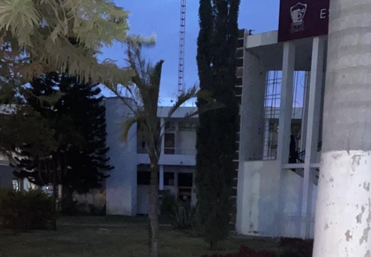 Convocan usuarios al alcalde Gerardo Vargas a manifestarse en CFE