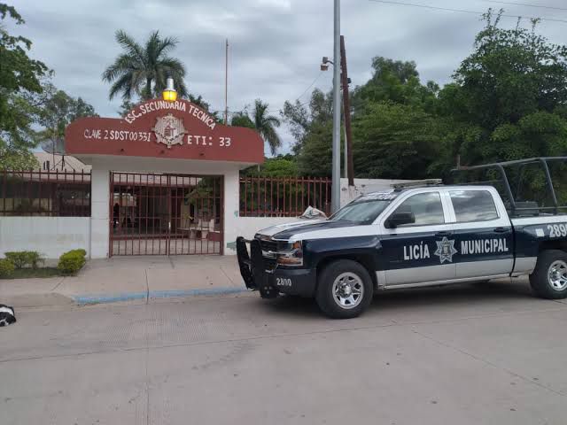 Ante hechos delictivos en escuelas, la DSPyTM reforzará la vigilancia en Guamúchil