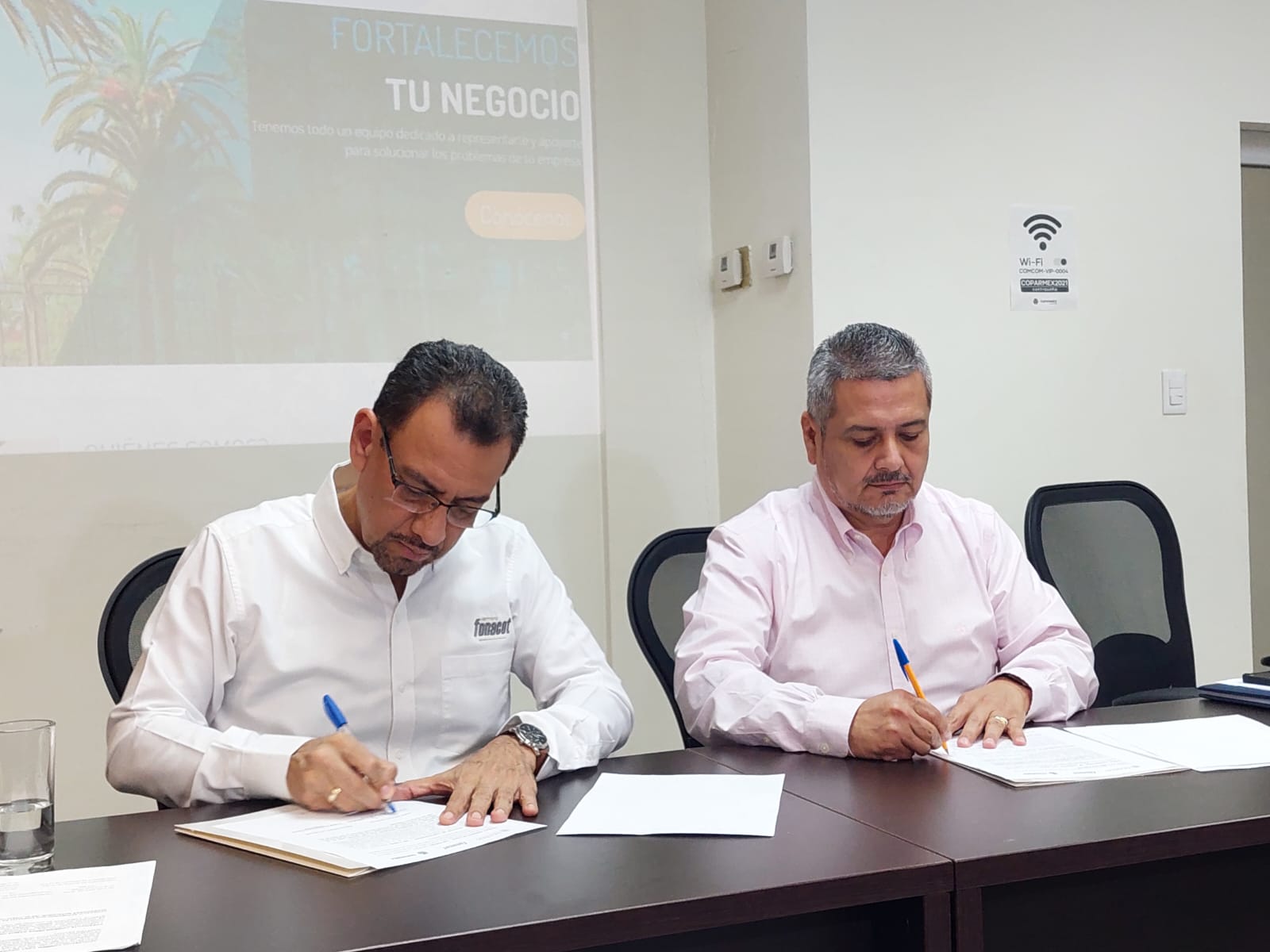 Por la afiliación de las micro y pequeñas empresas firman convenio Fonacot y Coparmex en Los Mochis