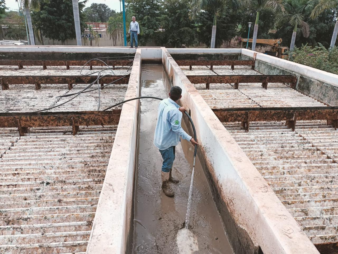 ‘Truena’ tubería de la planta San Lorenzo, deja sin agua a 180 colonias de Culiacán