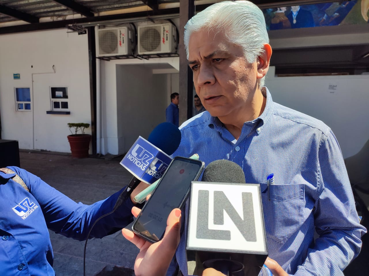 ‘Así es la politiquería’, responde Rafael Mendoza tras ser removido como secretario del Ayuntamiento de Mazatlán