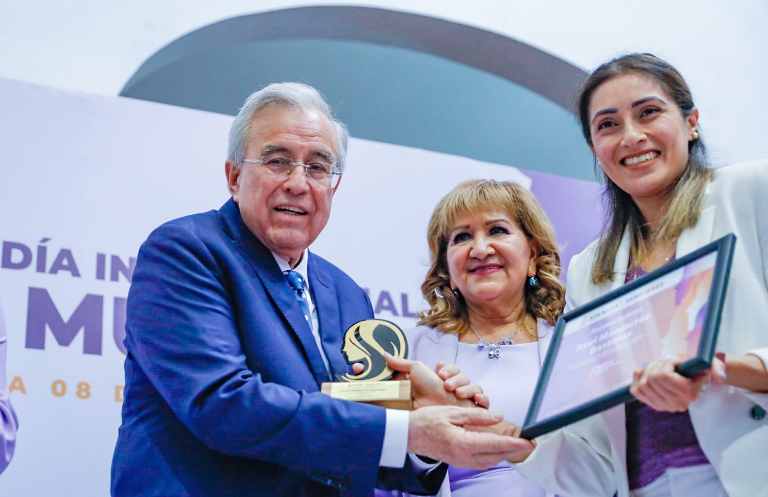 En el marco del Día Internacional de la Mujer, Rocha y Semujeres entregan reconocimientos a mujeres destacadas en Sinaloa