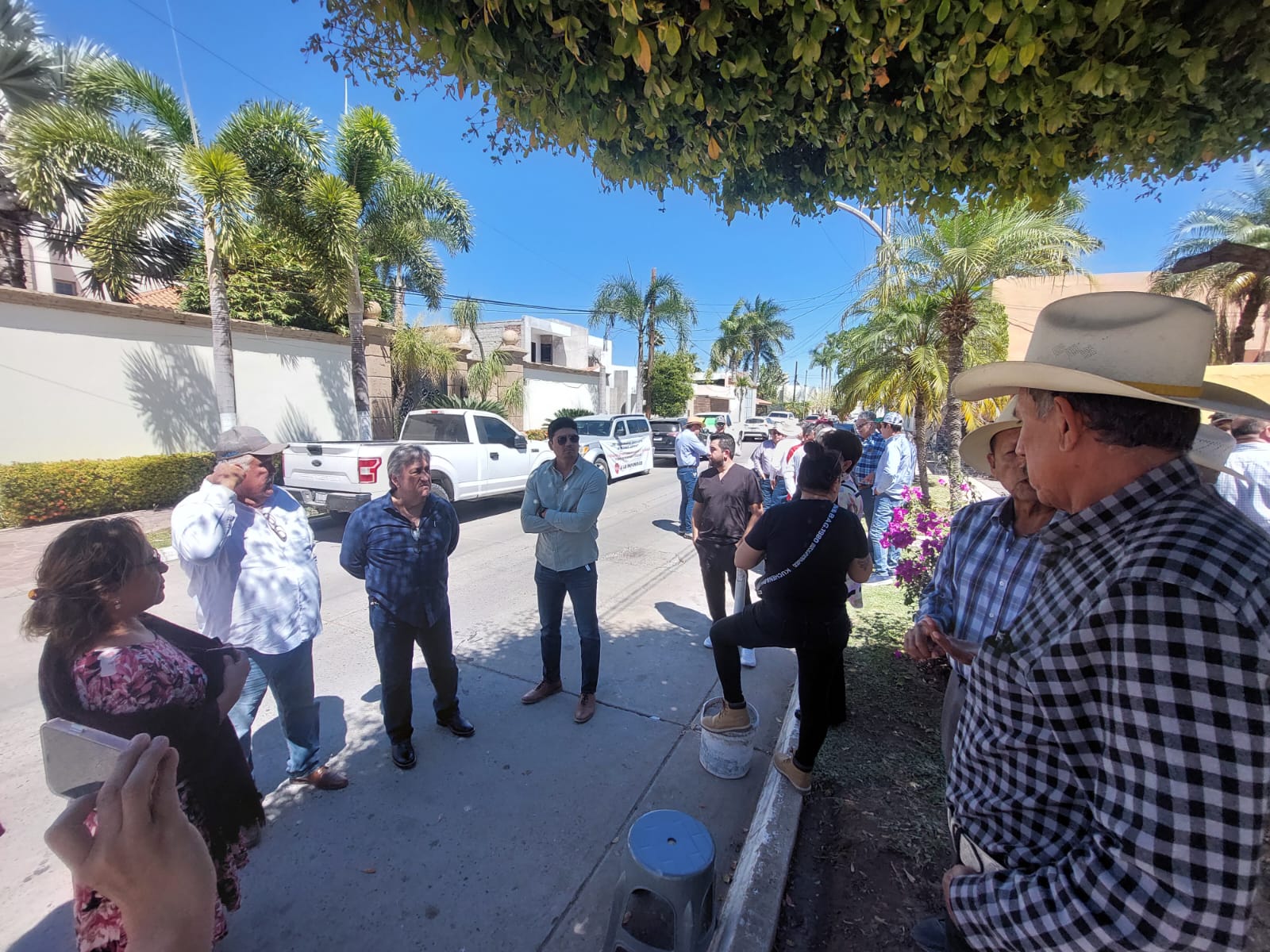 Se fortalece manifestación de productores contra propietario de Multigranos por deuda de 150 mdp