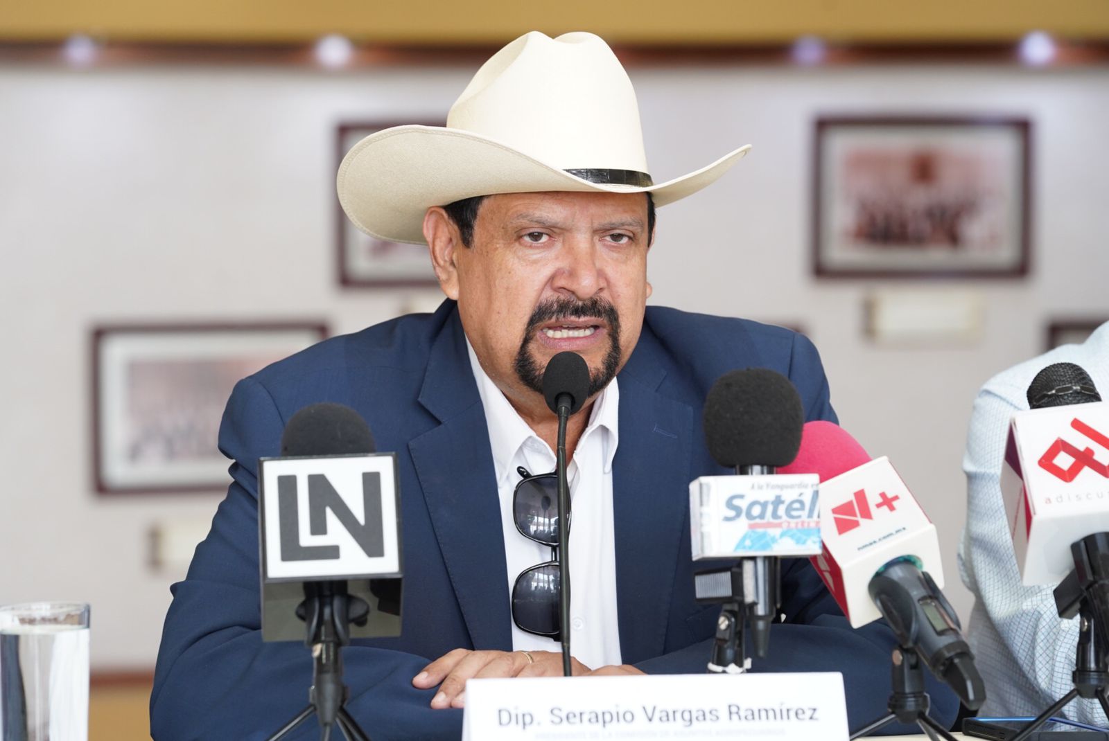 Acusa Serapio Vargas a la CNC de malinformar a productores; pide voto de confianza a Rocha