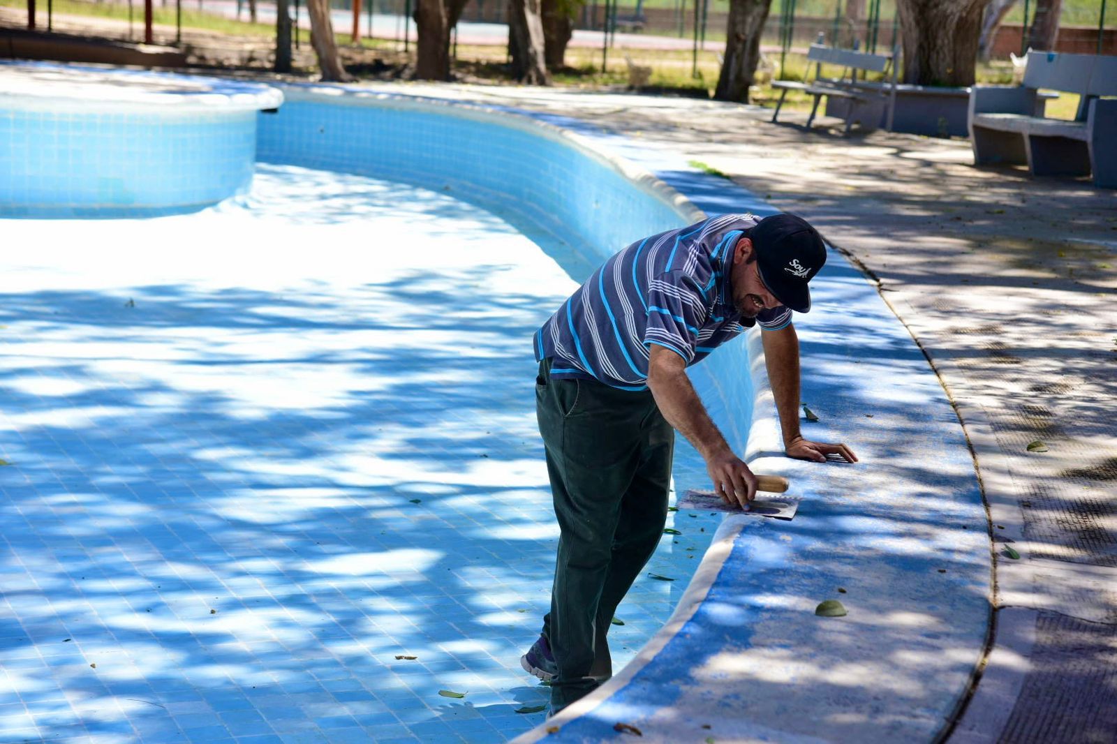 Trabajan en el mantenimiento de áreas recreativas en Salvador Alvarado
