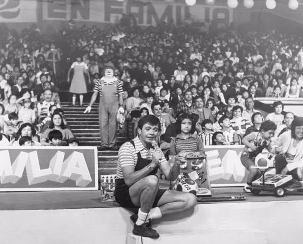Rocha Moya da pésame por muerte de Chabelo