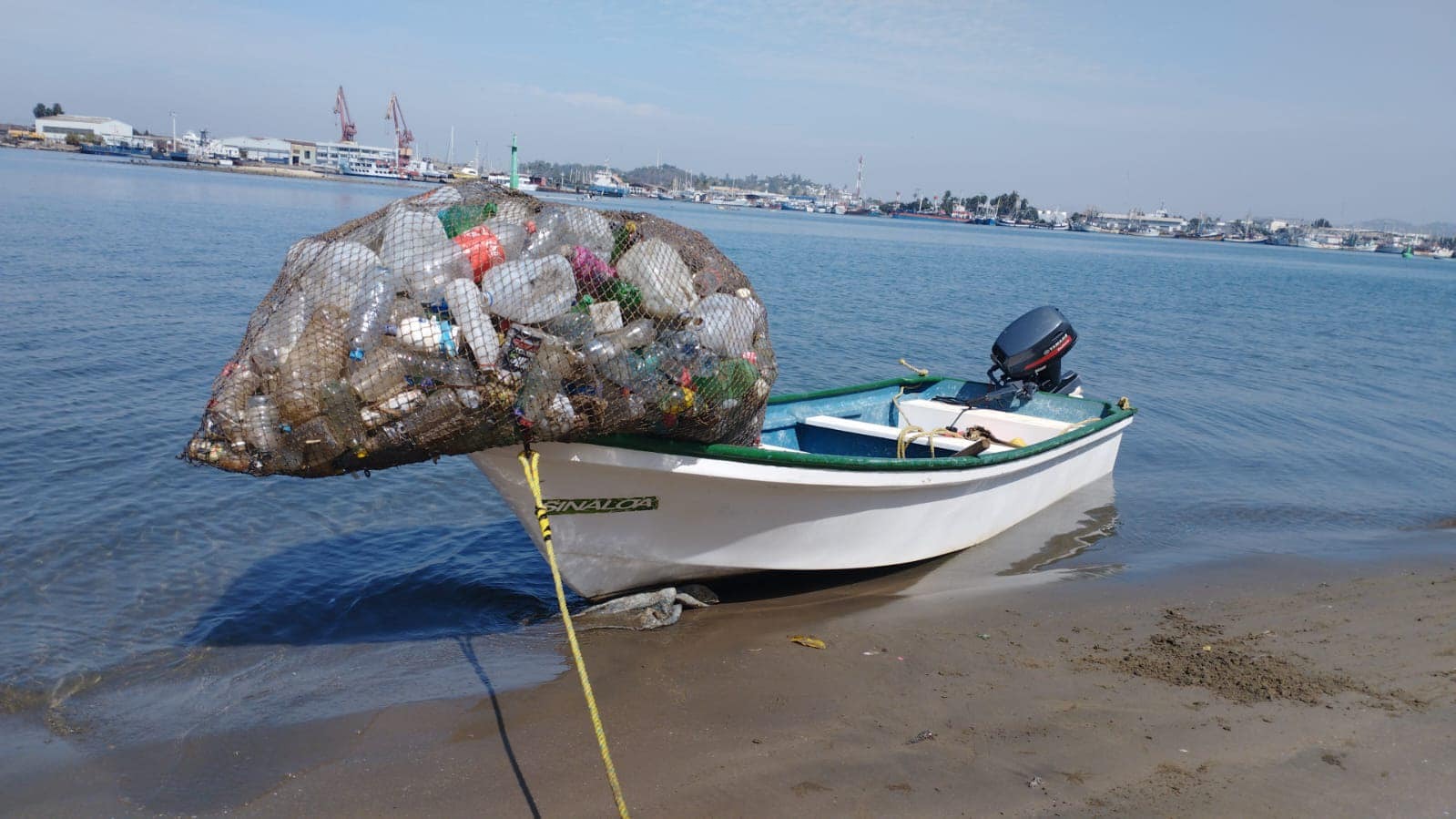 ¿Quién cuida de la Isla de la Piedra? Osamentas humanas y un mar…pero de basura en zona de manglares