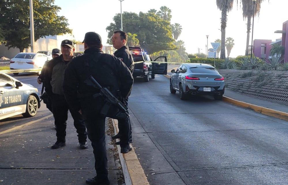¡Ofreció $100,000 para que le ayudaran a matarla! Detienen a exesposo de Itzel, atacada a balazos en su BMW, en Culiacán