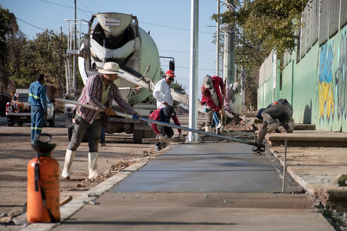 Pavimentación con concreto hidráulico traerá otra imagen a colonias de Culiacán