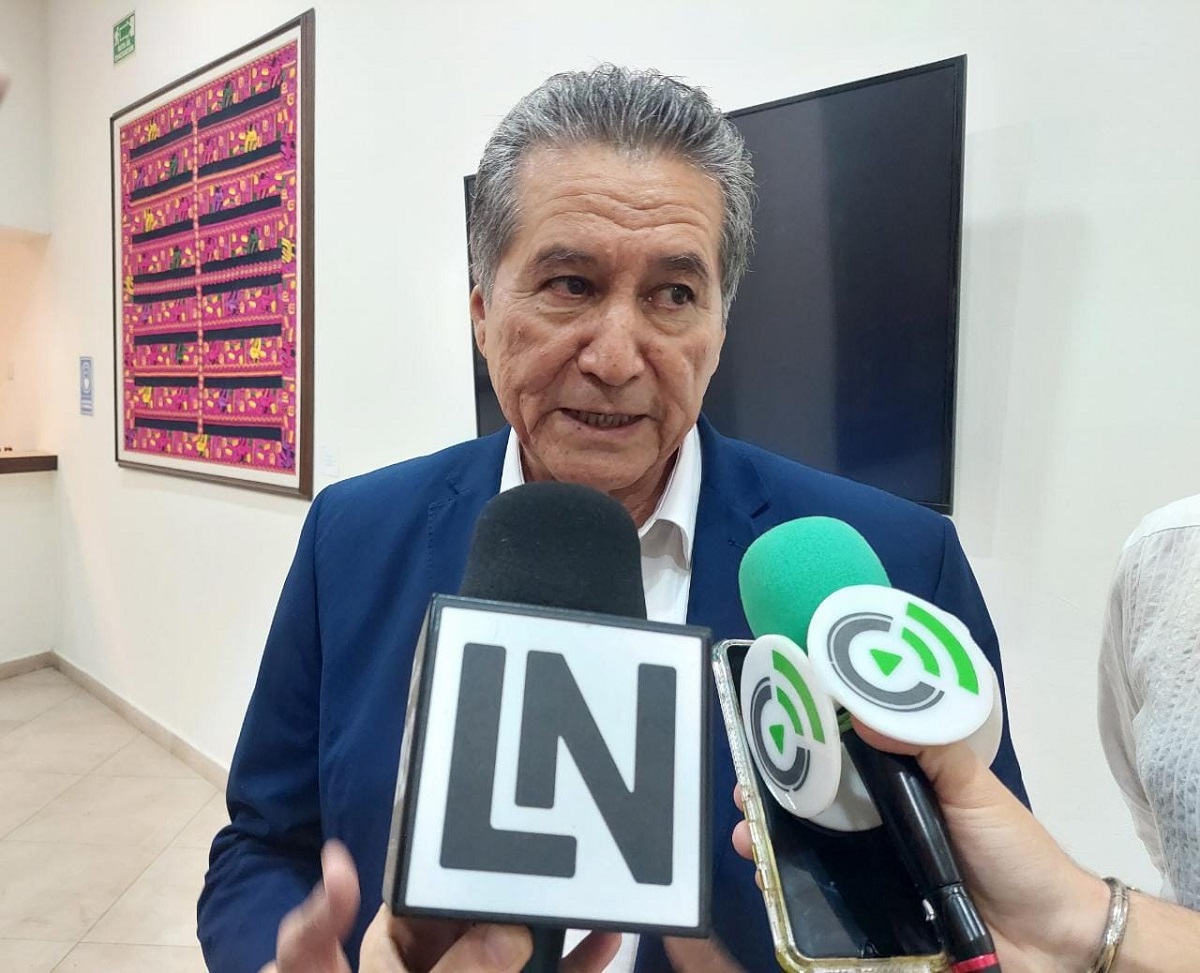 Niega Feliciano Castro que el Congreso sea responsable de colocar mantas, como acusa el rector de la UAS