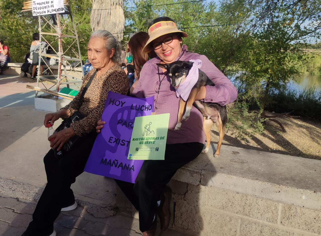 Pilarcito, el fiel guardián y compañero de las Rastreadoras de Guasave