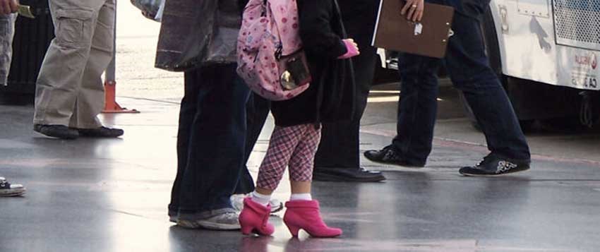 Que usen tacones y ponerlas a ‘perrear’ es violencia para las niñas y los padres no nos damos cuenta: Sipinna