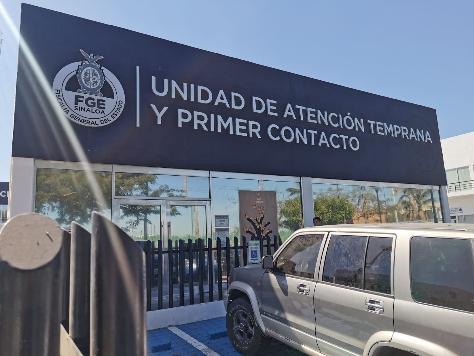 Acuden a Vicefiscalía Zona Centro afectados de Inverplux para formalizar denuncia por fraude