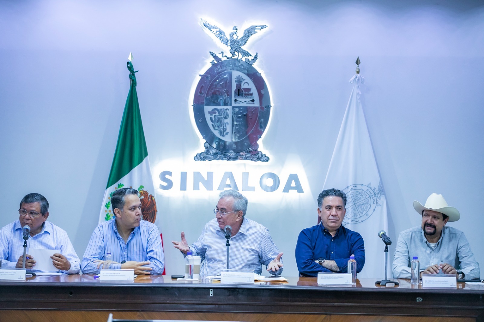 ¡Acuerdos! Rocha y productores buscarán 7 mil pesos por tonelada de maíz y 8 mil para trigo