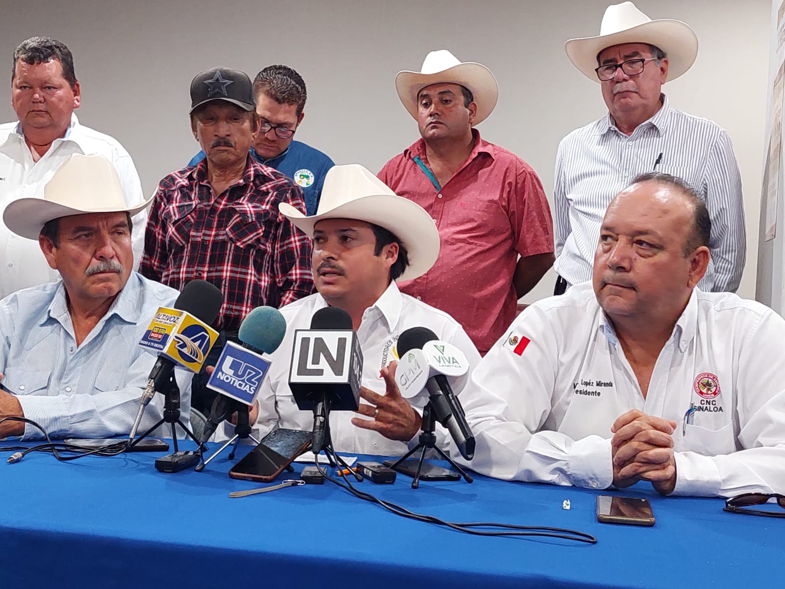 Advierte el bloque de organizaciones campesinas de Sinaloa y Sonora manifestarse en toma de Pemex el miércoles