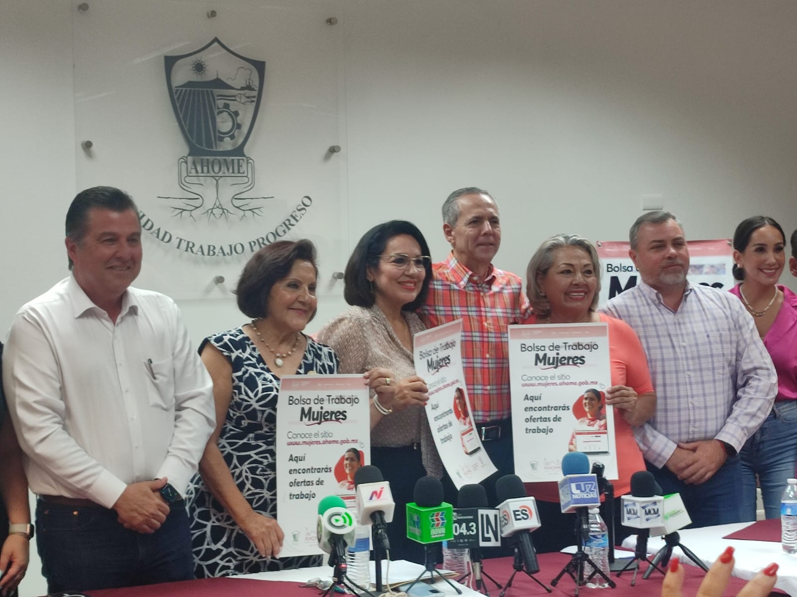 Ahome y sector empresarial ofrecen sitio de empleo para mujeres