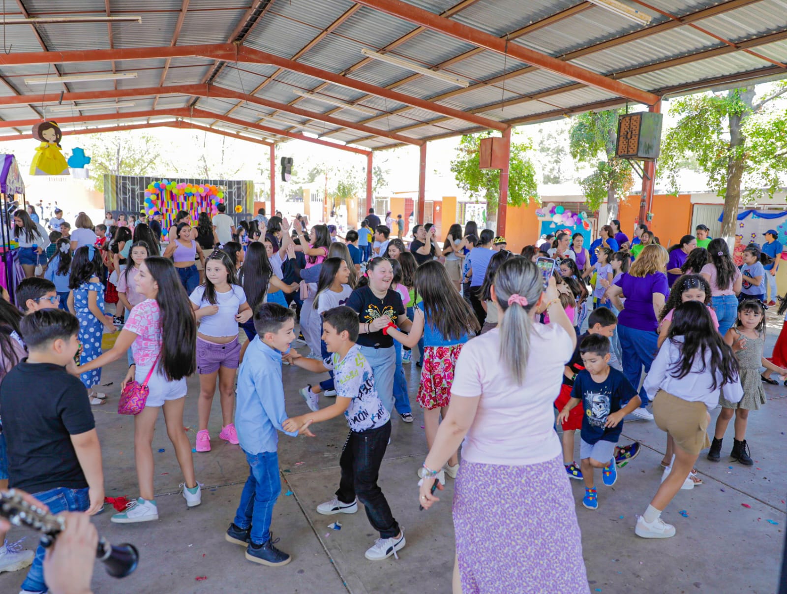 Al igual que en Nayarit, SEPyC analiza tomar medidas en las escuelas ante corridos bélicos: Graciela Dominguez
