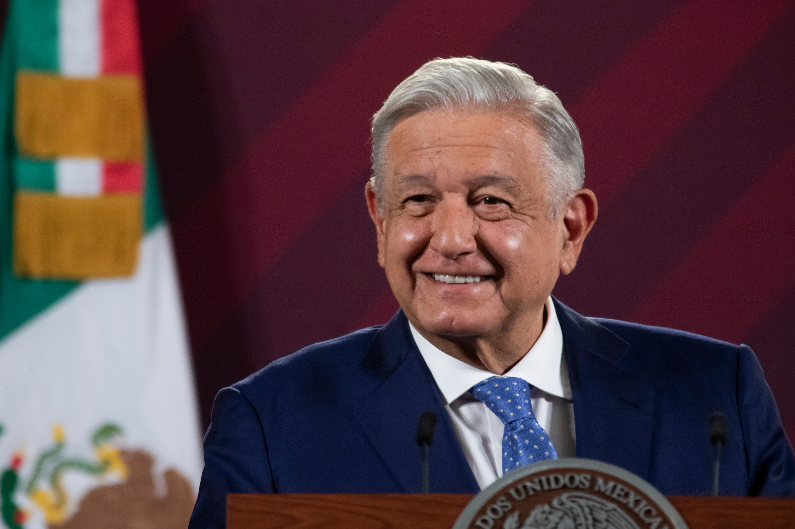 ‘Váyanse a trabajar al Oxxo’, critica López Obrador a funcionarios que se gastan el dinero del presupuesto