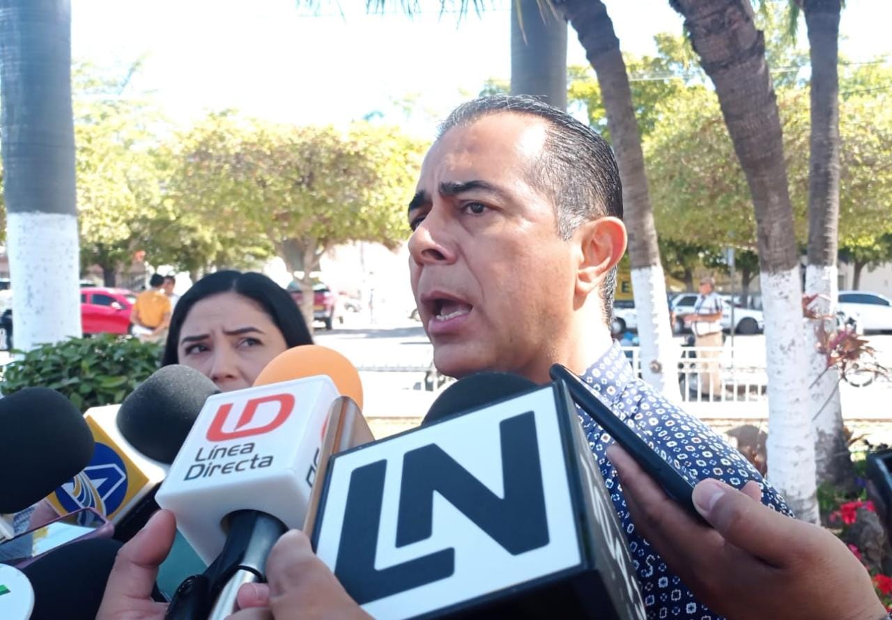 Bajo lupa revisión de maquinaria obsoleta de Ahome para venderse, aclara Tesorero municipal