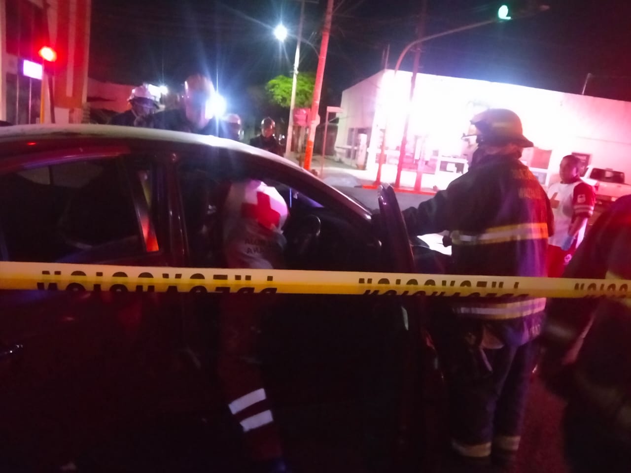 Aparatoso accidente tipo choque en el Centro de Culiacán deja una mujer ...