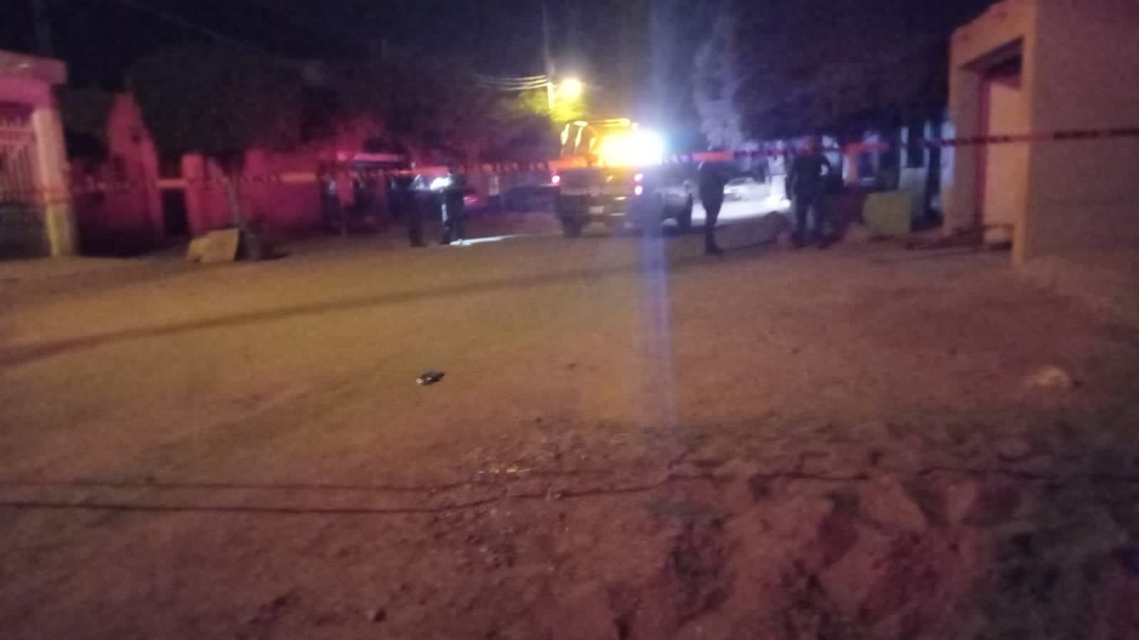 Asesinan a balazos a un hombre en su propia casa, en Guamúchil