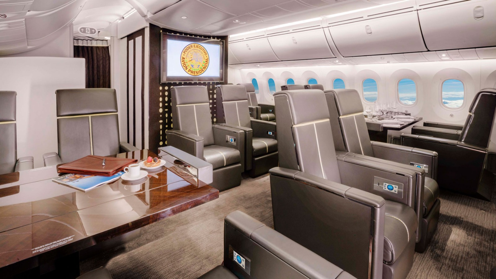 ¿Ya casi sale? López Obrador confirma ‘la posibilidad’ de la venta del avión presidencial