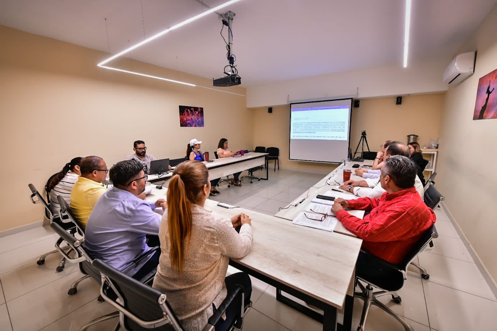 Ayuntamiento dará lentes y servicios de salud a todos los empleados