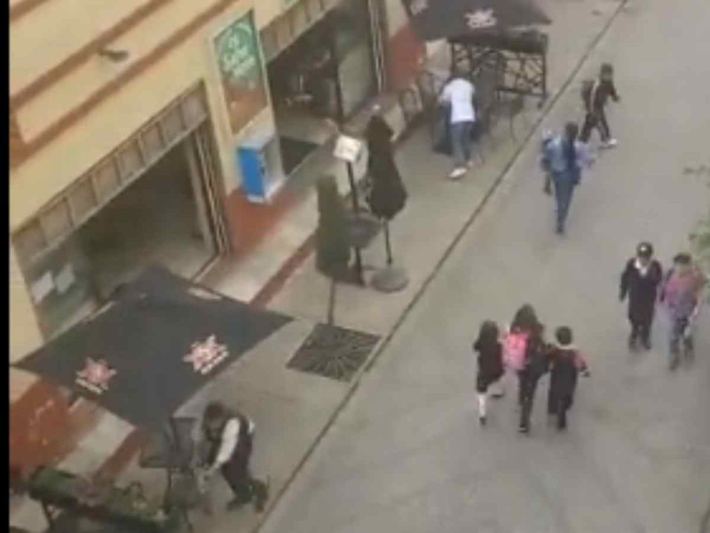 Video | Tras asesinato, sujetos armados desatan balacera en el centro de San Cristóbal de las Casas, Chiapas