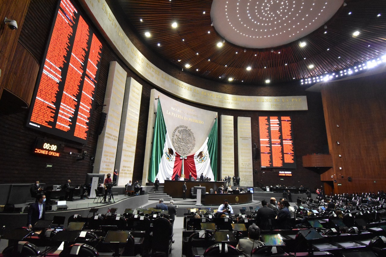 En la Cámara de Diputados, avalan eliminación del Insabi y de la Financiera Rural