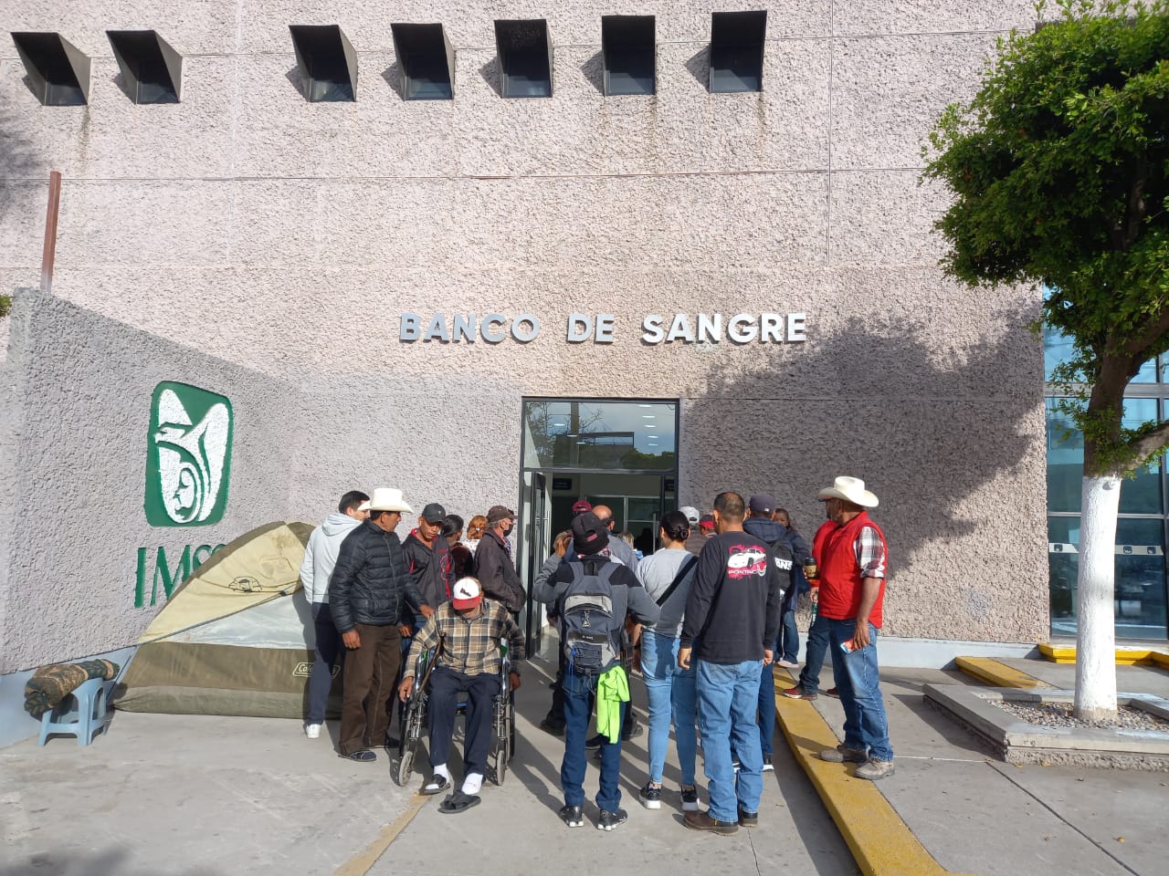 Cierra Cofepris el Banco de Sangre del IMSS en Los Mochis; derechohabientes están preocupados ya que tienen cirugías programadas