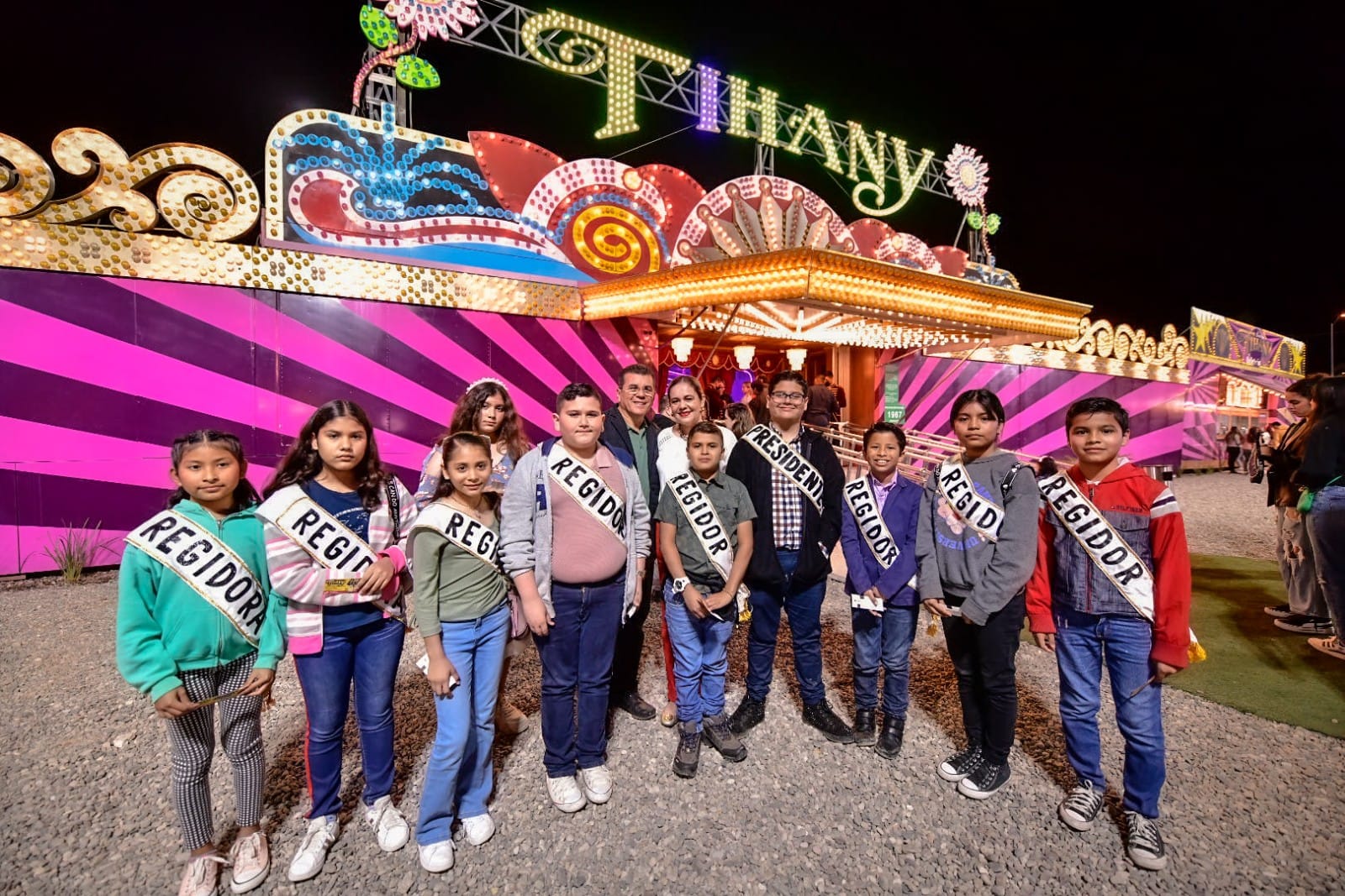 Niños del albergue “Mi Ángel de la Guarda” y de Cabildo Infantil disfrutan del Circo Tihany