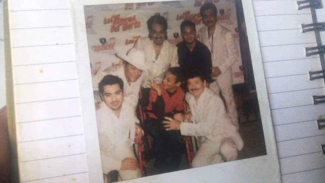 De Walamo, Jesús Martín el fan más especial de Los Tigres del Norte sueña con volver a verlos